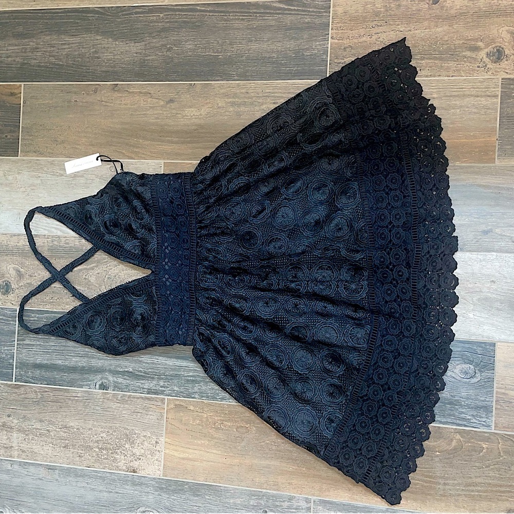 Lovers + Friends Black Lace Crossback Dress Size Small